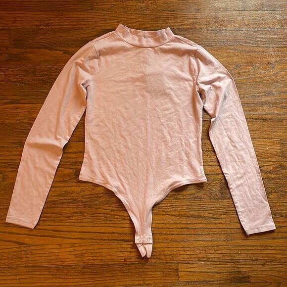 NWT Fashion Nova Blush Melanie Mock Neck Bodysuit - Picture 1 of 4